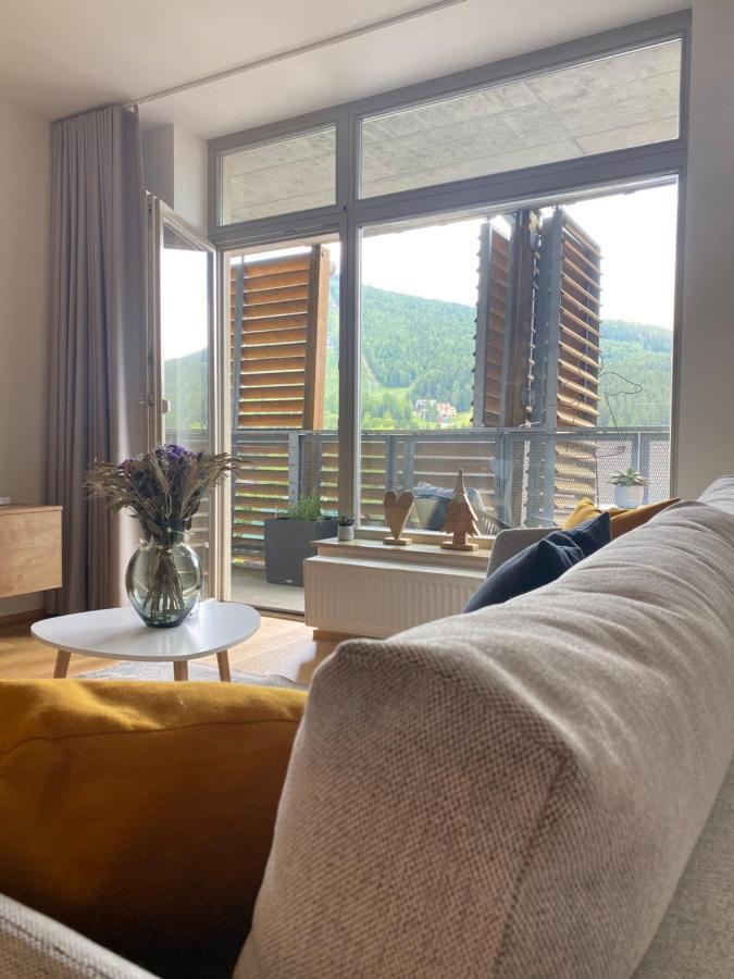 Luxusni Apartman U Sjezdovek S Garazi Harrachov Bagian luar foto